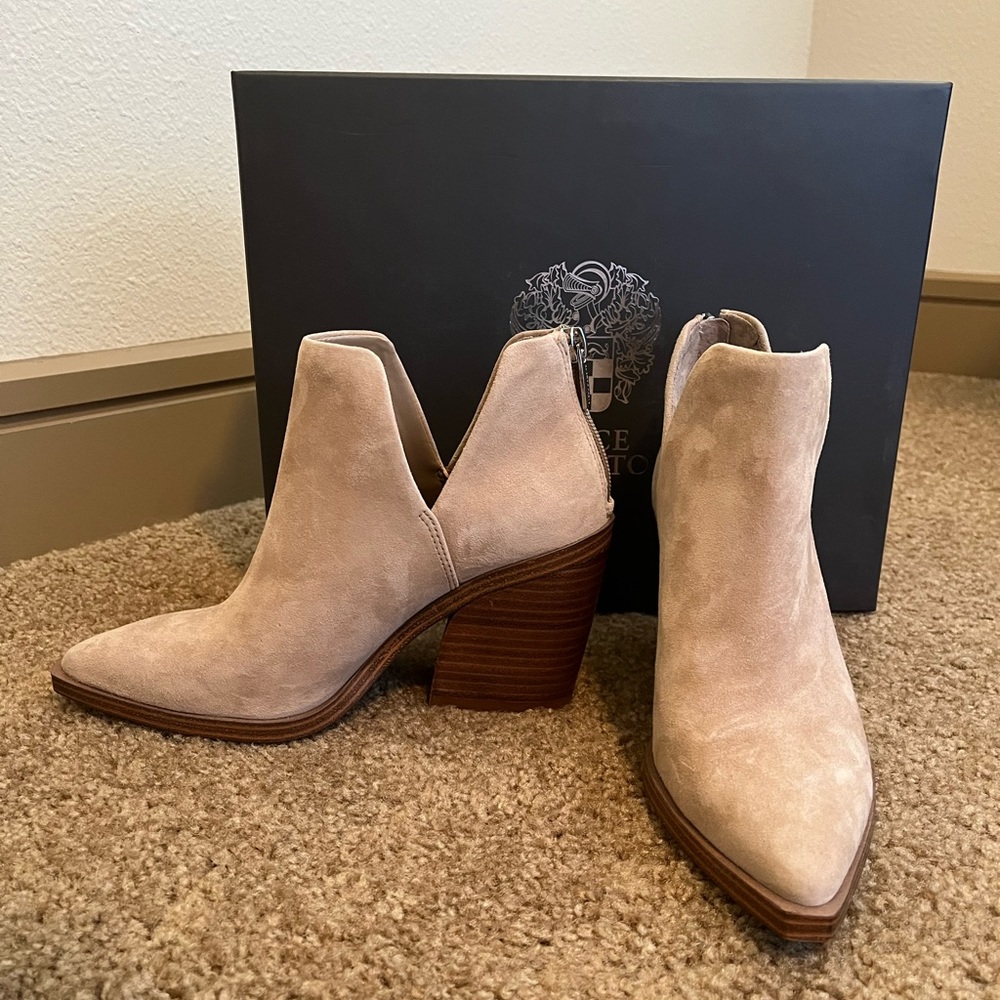 Vince Camuto Gigietta Booties - Tortilla Color